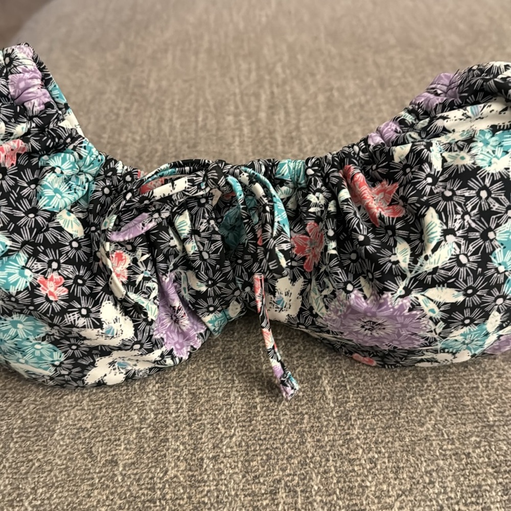 NEW Time & True Keyhole Bikini Top Size XL - Picture 6 of 7